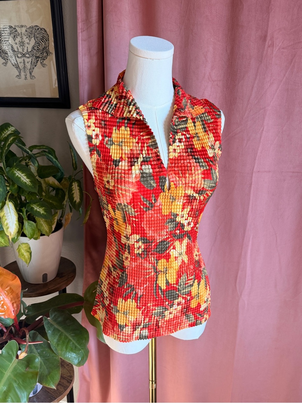 Vintage 1990’s Cache Orange & Yellow Floral Sleeveless V-Neck Tank